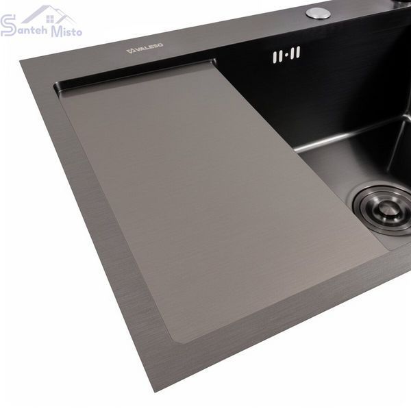 Кухонная мойка CM 65*50 R черная PVD VALESO Handmade (круглый сифон 3,0/0,8) 45902 фото